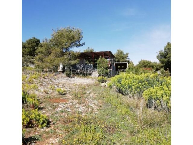 Parcela na predaj 2000 m² – Žirje