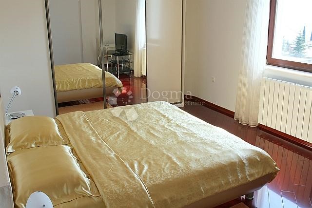 Apartment Zu verkaufen - PRIMORSKO-GORANSKA  OPATIJA 