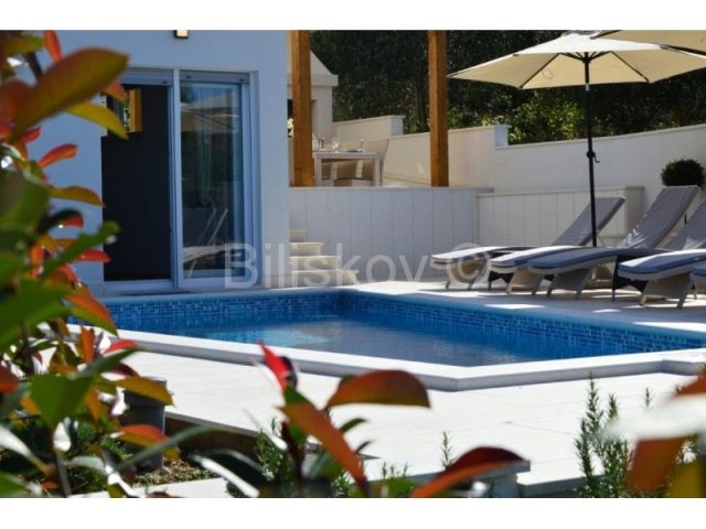Casa in vendita 200 m² – Okrug Gornji