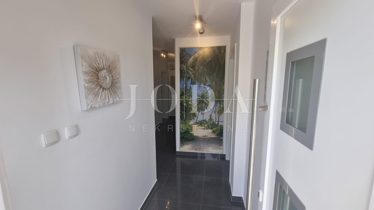 House For sale - PRIMORSKO-GORANSKA  CRIKVENICA 