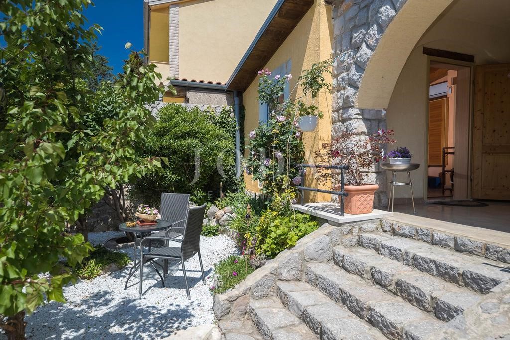 House For sale - PRIMORSKO-GORANSKA  NOVI VINODOLSKI 