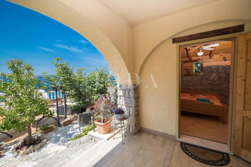 House For sale - PRIMORSKO-GORANSKA  NOVI VINODOLSKI 