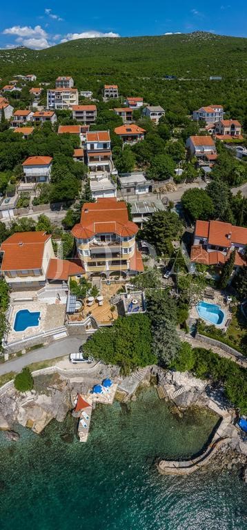 House For sale - PRIMORSKO-GORANSKA  NOVI VINODOLSKI 