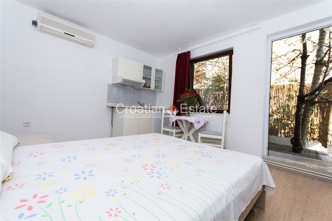 Haus Zu verkaufen - SPLITSKO-DALMATINSKA  ČIOVO 