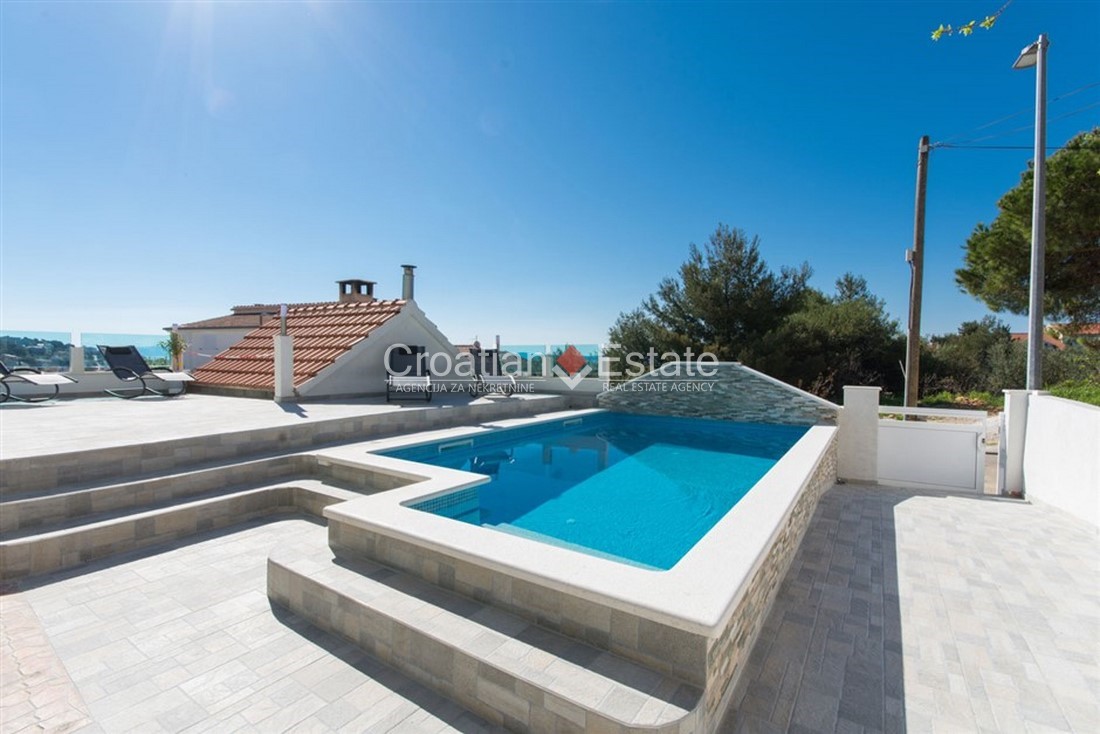 Casa In vendita - SPLITSKO-DALMATINSKA  Čiovo