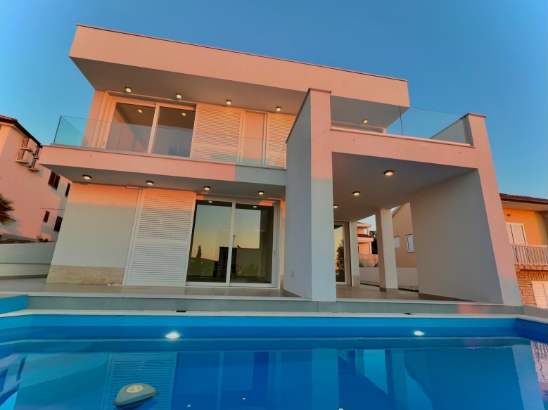 House For sale -  