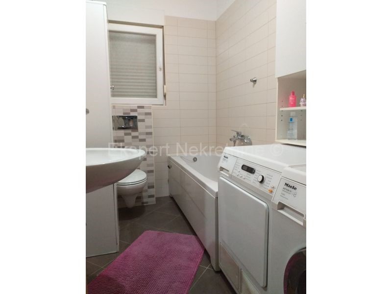 Apartment Zu verkaufen - SPLITSKO-DALMATINSKA  TROGIR 