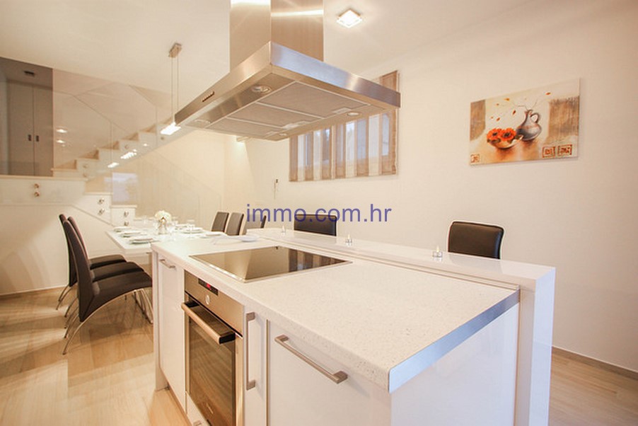 House For sale - SPLITSKO-DALMATINSKA  ČIOVO 