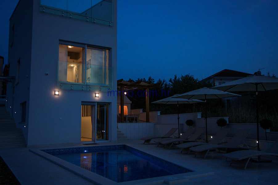 Maison À vendre - SPLITSKO-DALMATINSKA  Čiovo