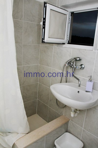Casa In vendita - SPLITSKO-DALMATINSKA  ČIOVO 
