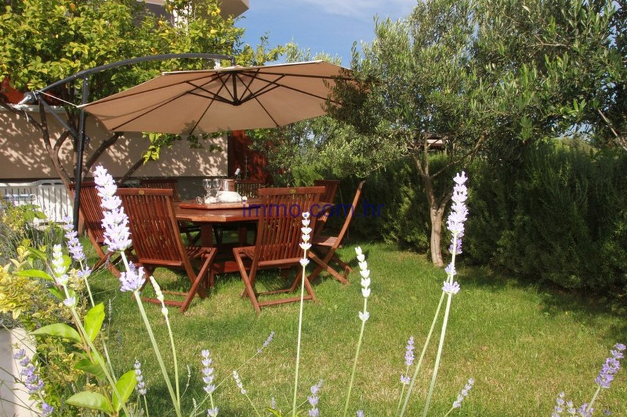 Casa In vendita - SPLITSKO-DALMATINSKA  ČIOVO 