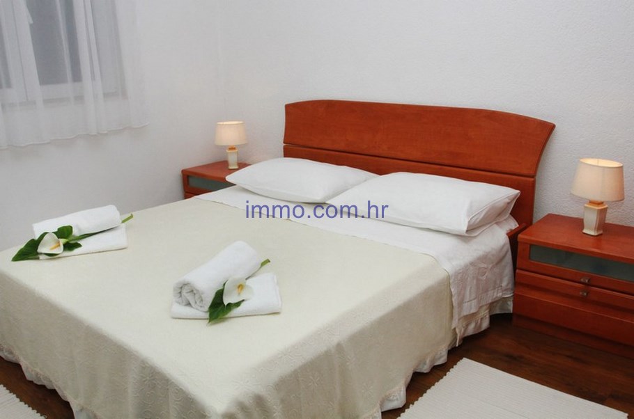 Casa In vendita - SPLITSKO-DALMATINSKA  ČIOVO 
