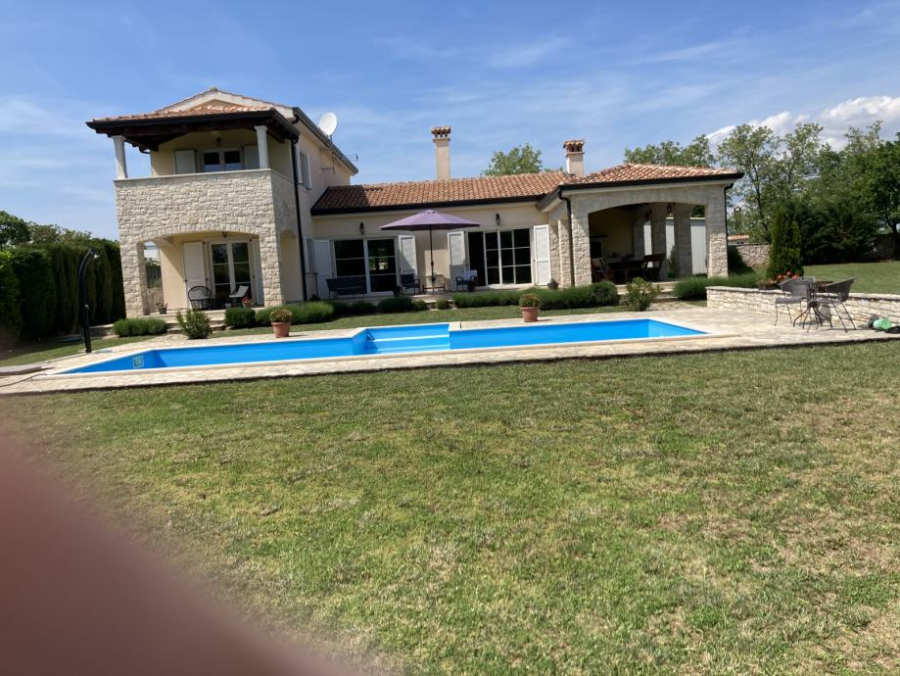 House For sale - Istarska žminj - foto 1/1