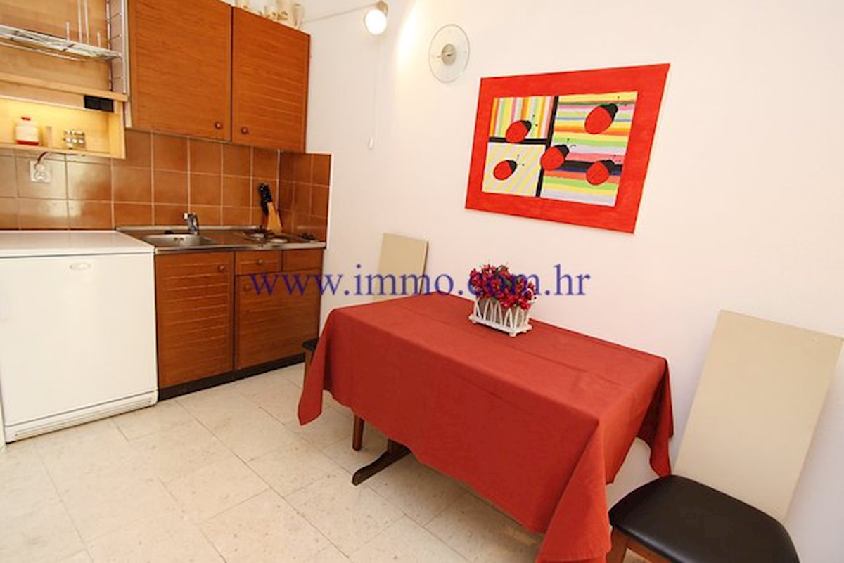 Casa In vendita - SPLITSKO-DALMATINSKA  ČIOVO 