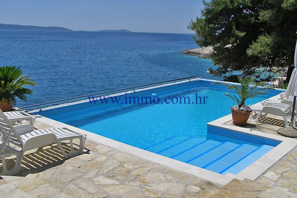 Casa In vendita - SPLITSKO-DALMATINSKA  ČIOVO 