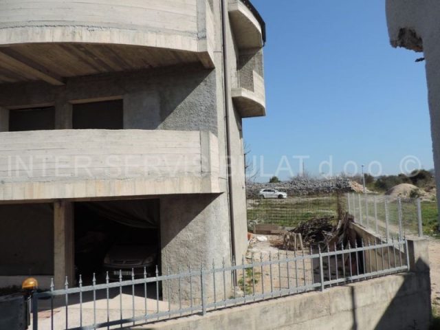 Hiša Naprodaj - šibensko-kninska šibenik - foto 4/24
