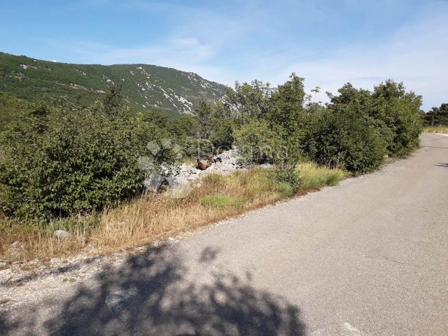 Land for sale 8058 m² – Šmrika