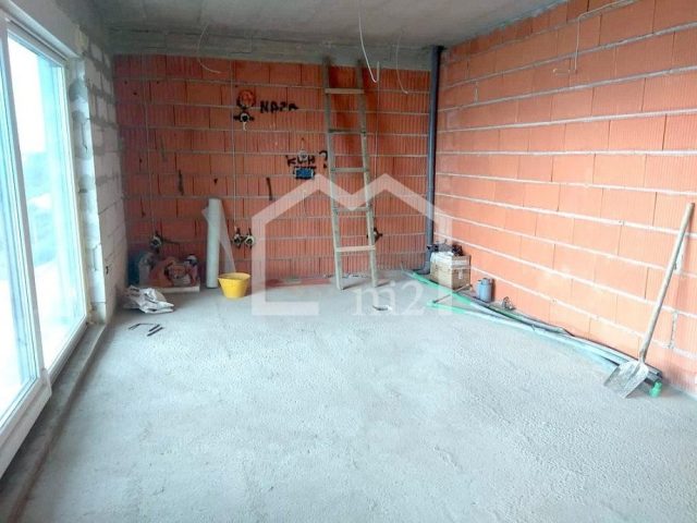 Casa In vendita - Splitsko-dalmatinska Dugi Rat - foto 2/3
