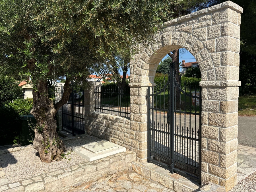 Hiša Naprodaj - Istarska Umag
