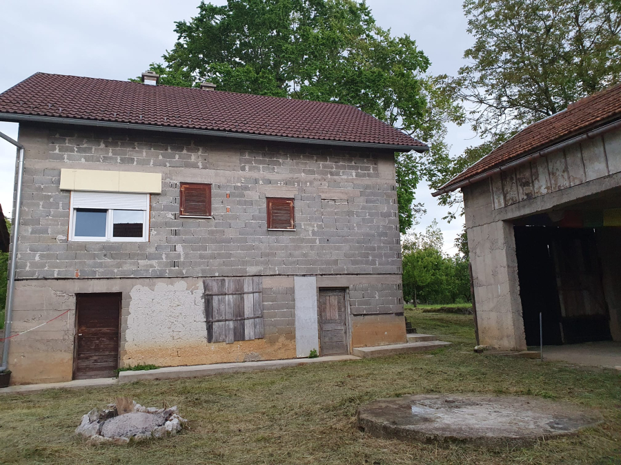 Haus Zu verkaufen - Karlovačka Plaški