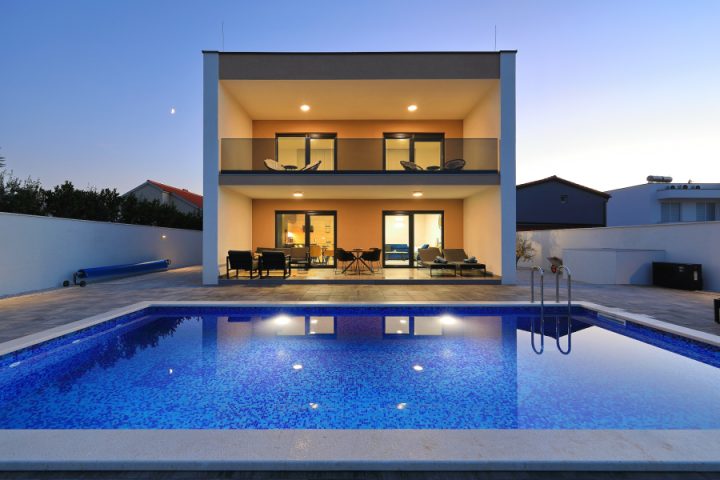 Kuća na prodaju 220 m² – Vrsi