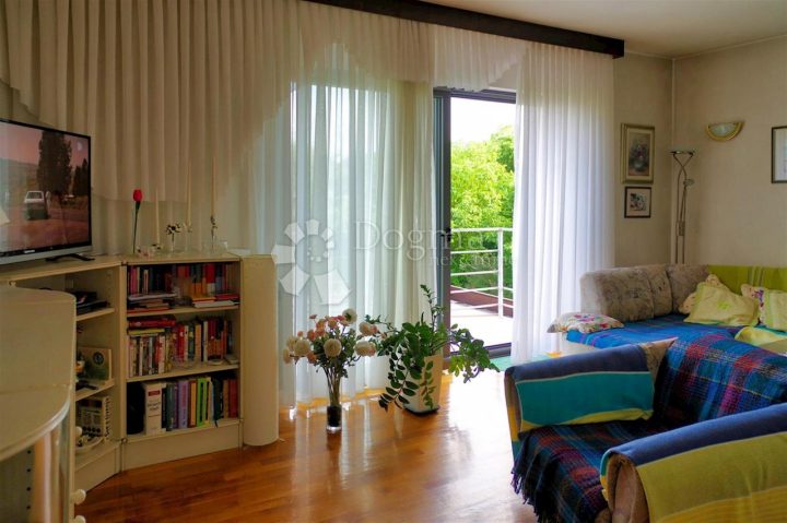 Haus zu verkaufen 544 m² – Mlinovi