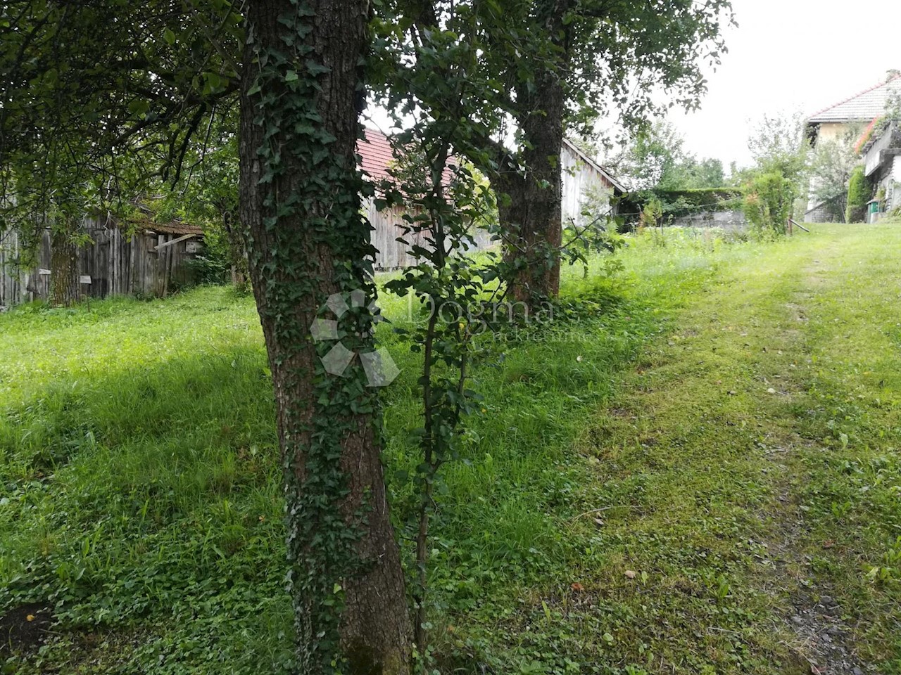 Dom Na predaj - PRIMORSKO-GORANSKA  VRBOVSKO 