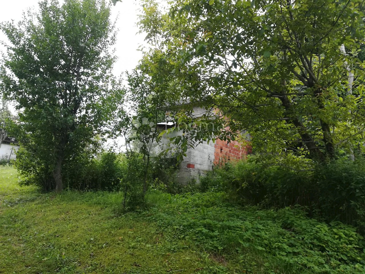 Dom Na predaj - PRIMORSKO-GORANSKA  VRBOVSKO 