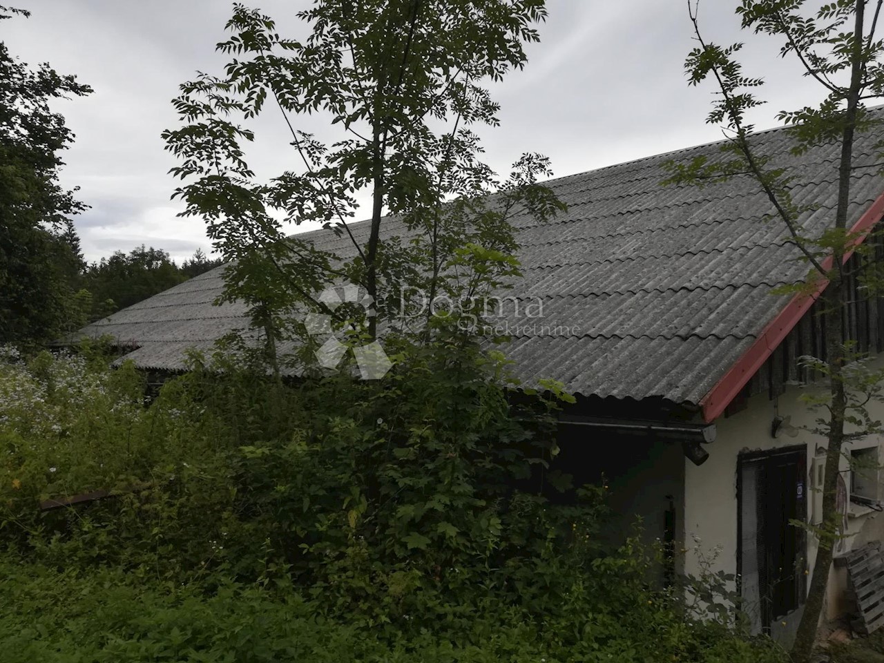 Dom Na predaj - PRIMORSKO-GORANSKA  VRBOVSKO 