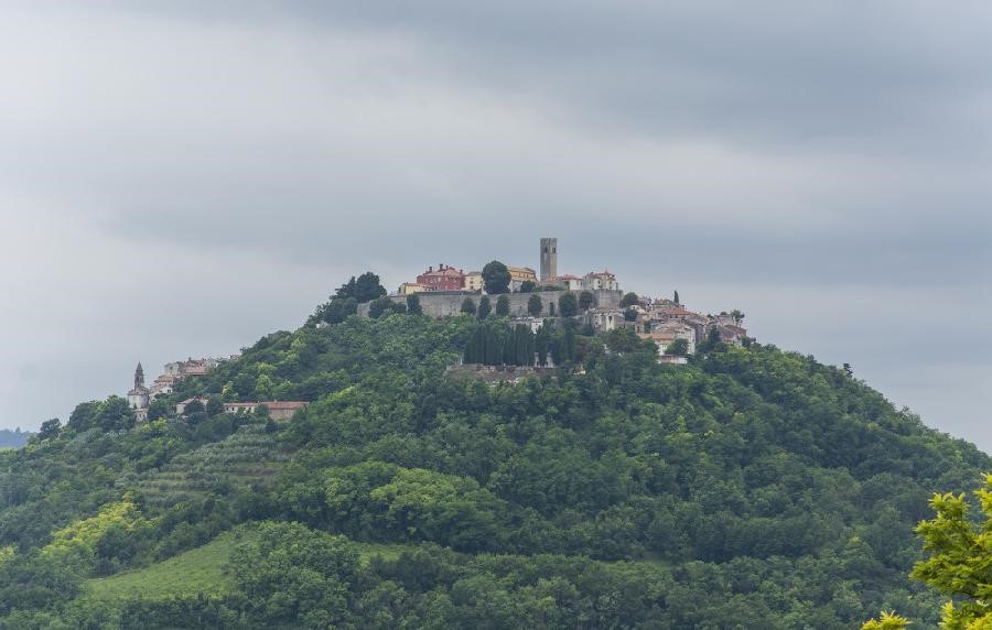 Dom Na predaj - ISTARSKA  MOTOVUN 