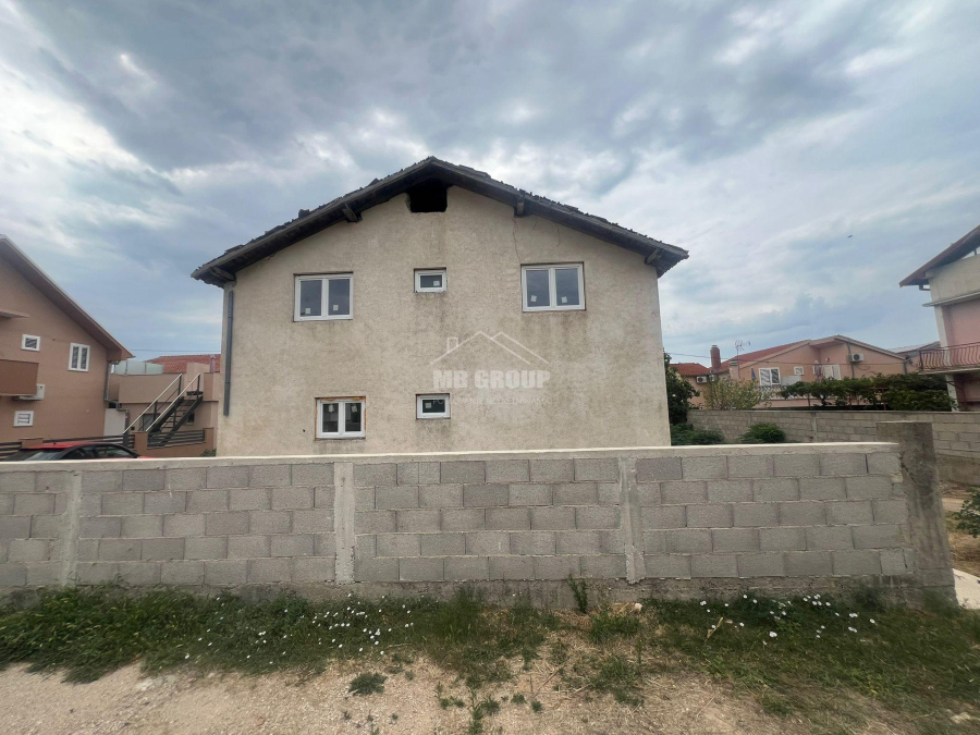 House For sale - Zadarska Polača