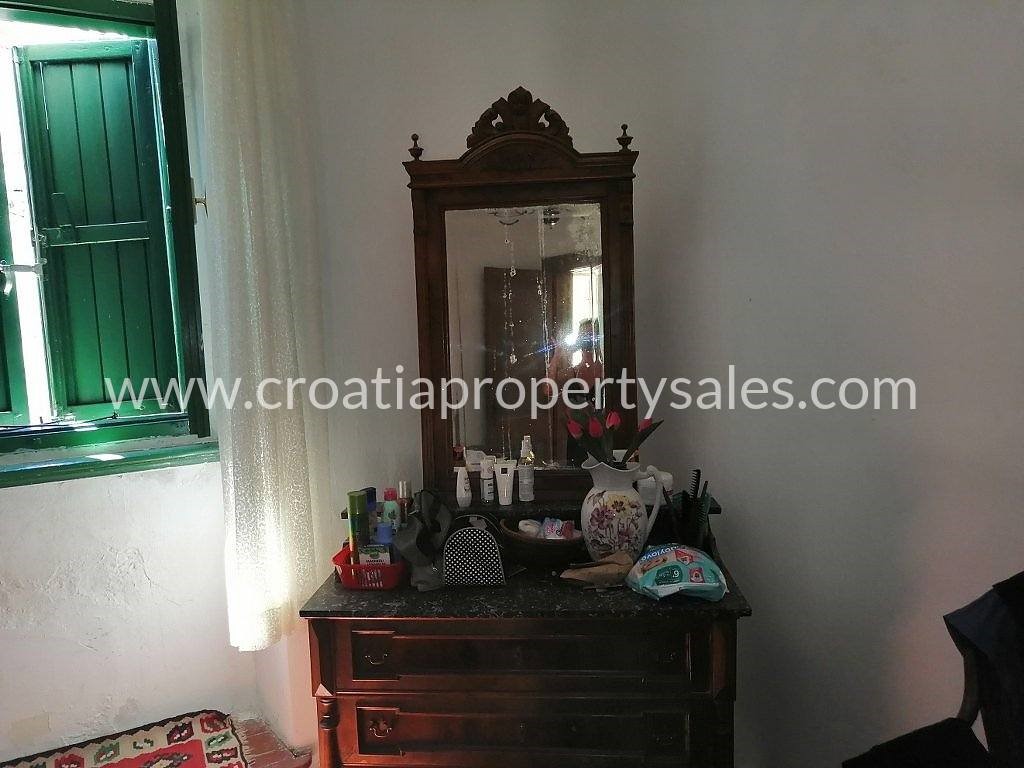 House For sale - SPLITSKO-DALMATINSKA  HVAR 