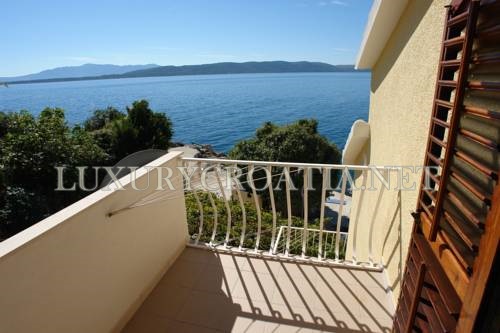 House For sale - SPLITSKO-DALMATINSKA  MAKARSKA 