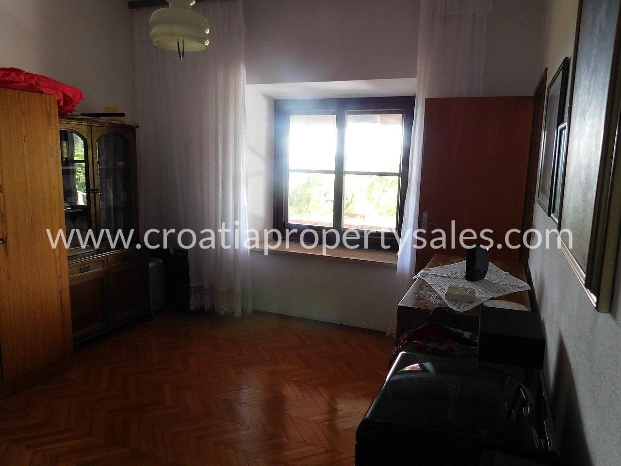 House For sale - SPLITSKO-DALMATINSKA  BRAČ 