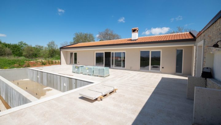 Casa in vendita 147 m² – Tinjan