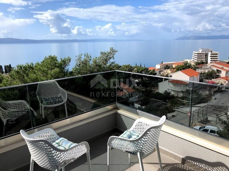 House For sale - SPLITSKO-DALMATINSKA  PODGORA 