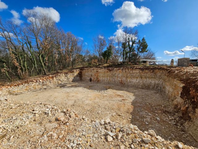 Grundstück zu verkaufen 323 m² – Svetvinčenat