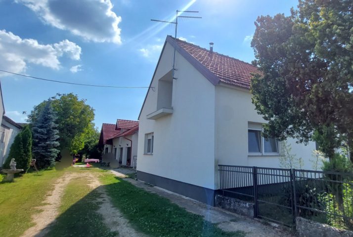 House for sale 125 m² – Sisak