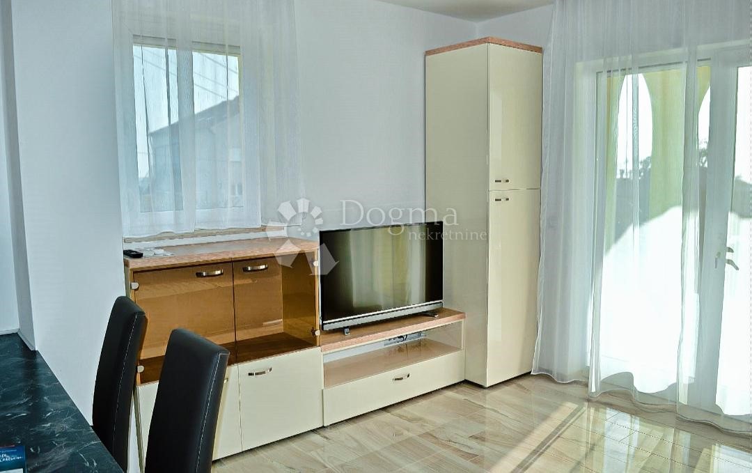 Apartment Zu vermieten - PRIMORSKO-GORANSKA  KOSTRENA 