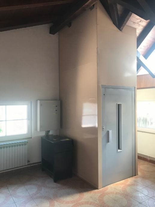 Maison À vendre - Zagrebačka Pisarovina