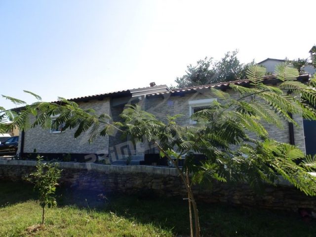 Haus zu verkaufen 60 m² – Kaštel