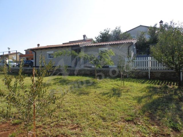 Haus Zu verkaufen - Istarska Buje - foto 3/13