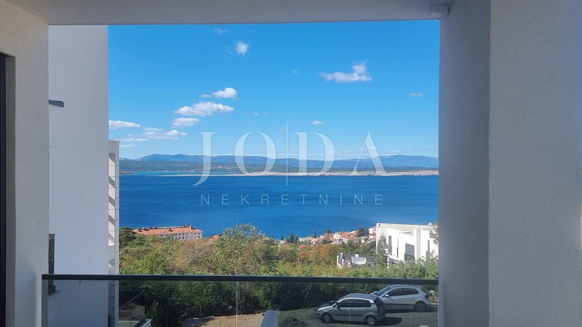 Stan Na prodaju - PRIMORSKO-GORANSKA  CRIKVENICA 