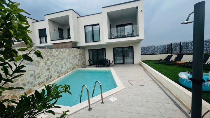 Hiša na predaj 126 m² – Vodice