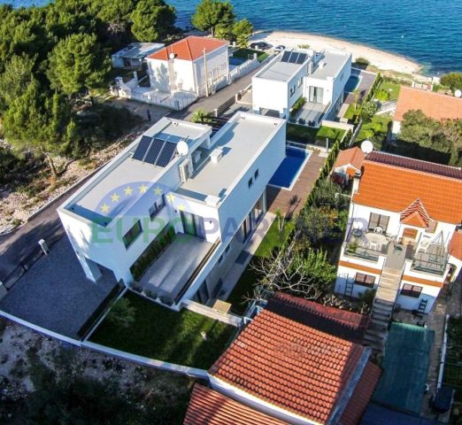 Casa in vendita 300 m² – Čiovo