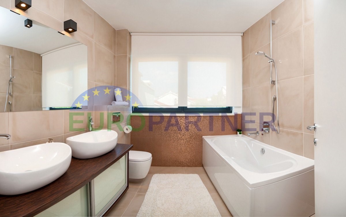 House For sale - SPLITSKO-DALMATINSKA  ČIOVO 