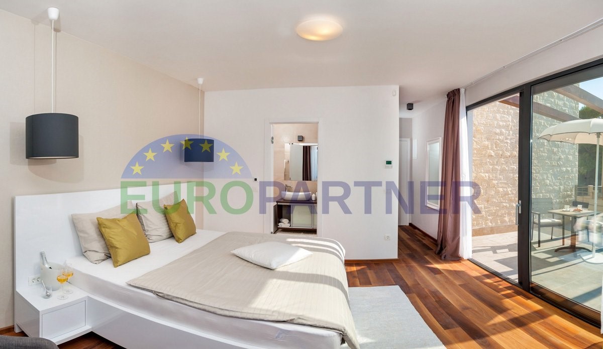 House For sale - SPLITSKO-DALMATINSKA  ČIOVO 