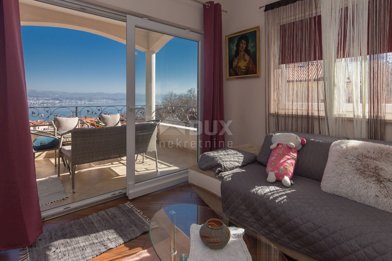 Flat For rent - PRIMORSKO-GORANSKA LOVRAN