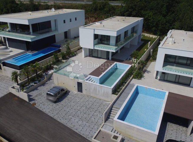 House for sale 281 m² – Veprinac
