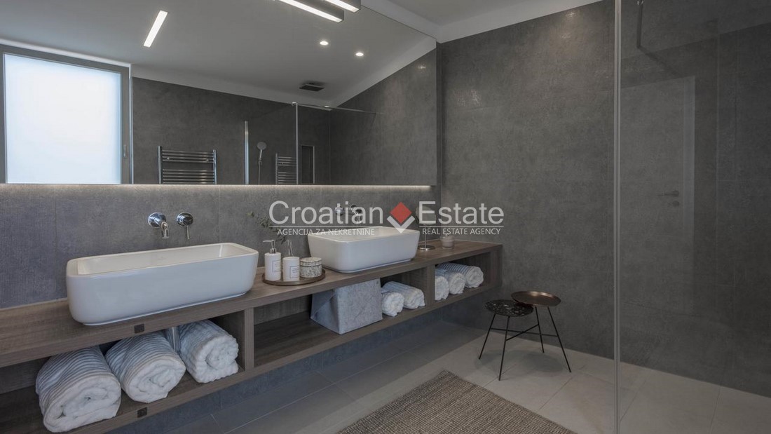 Dům Na prodej - SPLITSKO-DALMATINSKA  BRAČ 